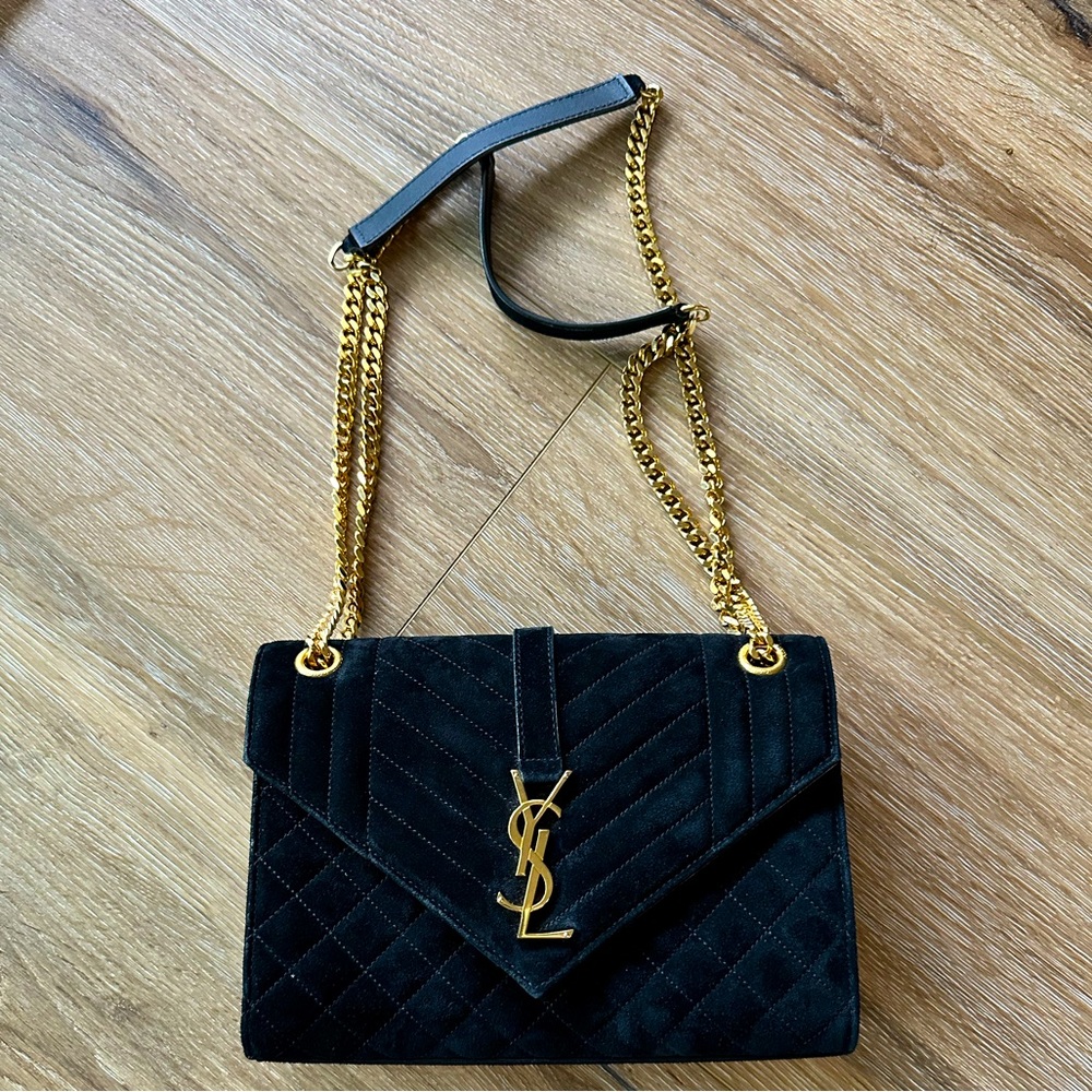 ENVELOPE MEDIUM CHAIN BAG IN MIX MATELASSÉ SUEDE